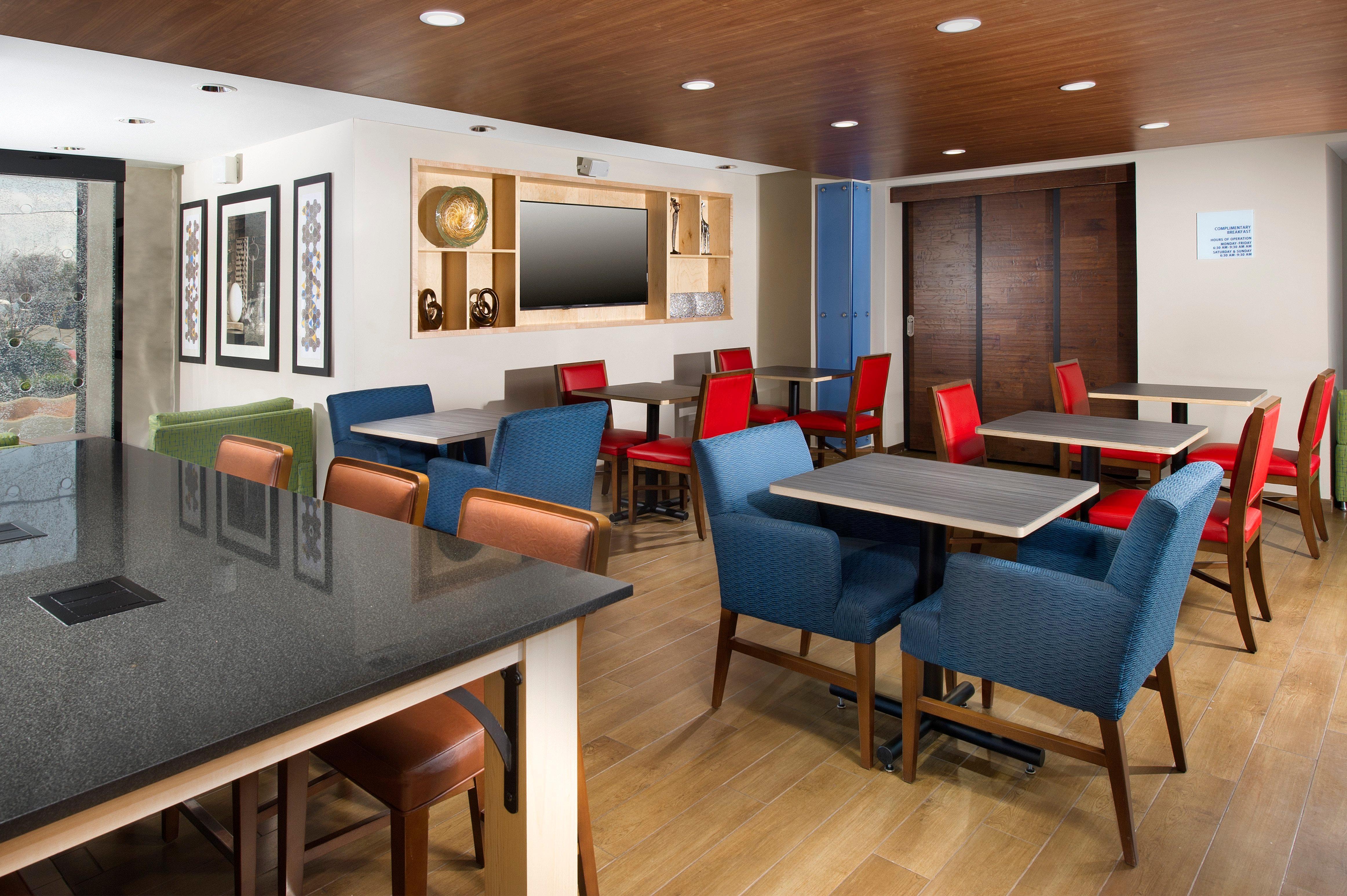 Holiday Inn Express & Suites San Antonio - Downtown Market Area By Ihg Exterior photo