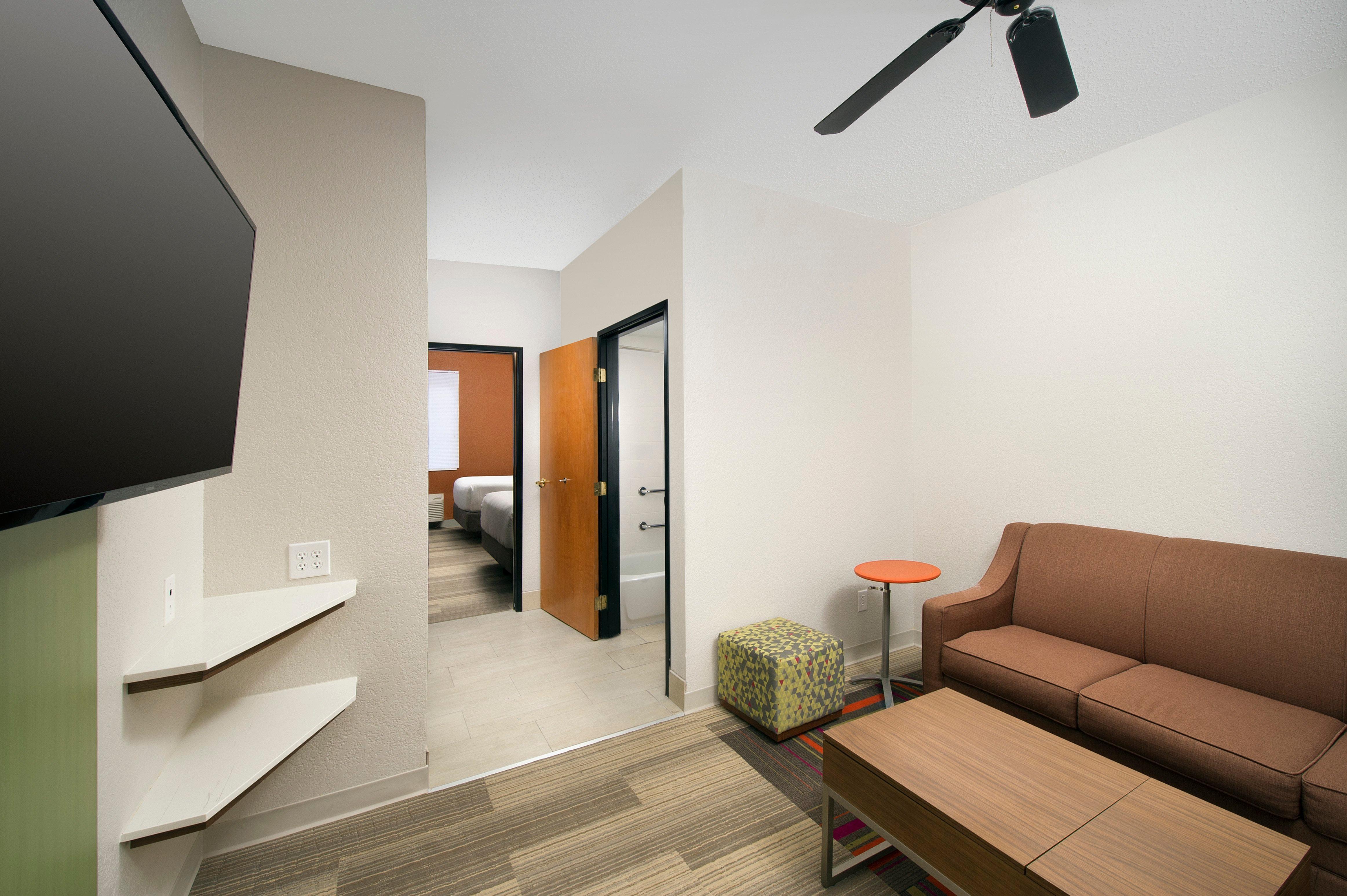 Holiday Inn Express & Suites San Antonio - Downtown Market Area By Ihg Exterior photo