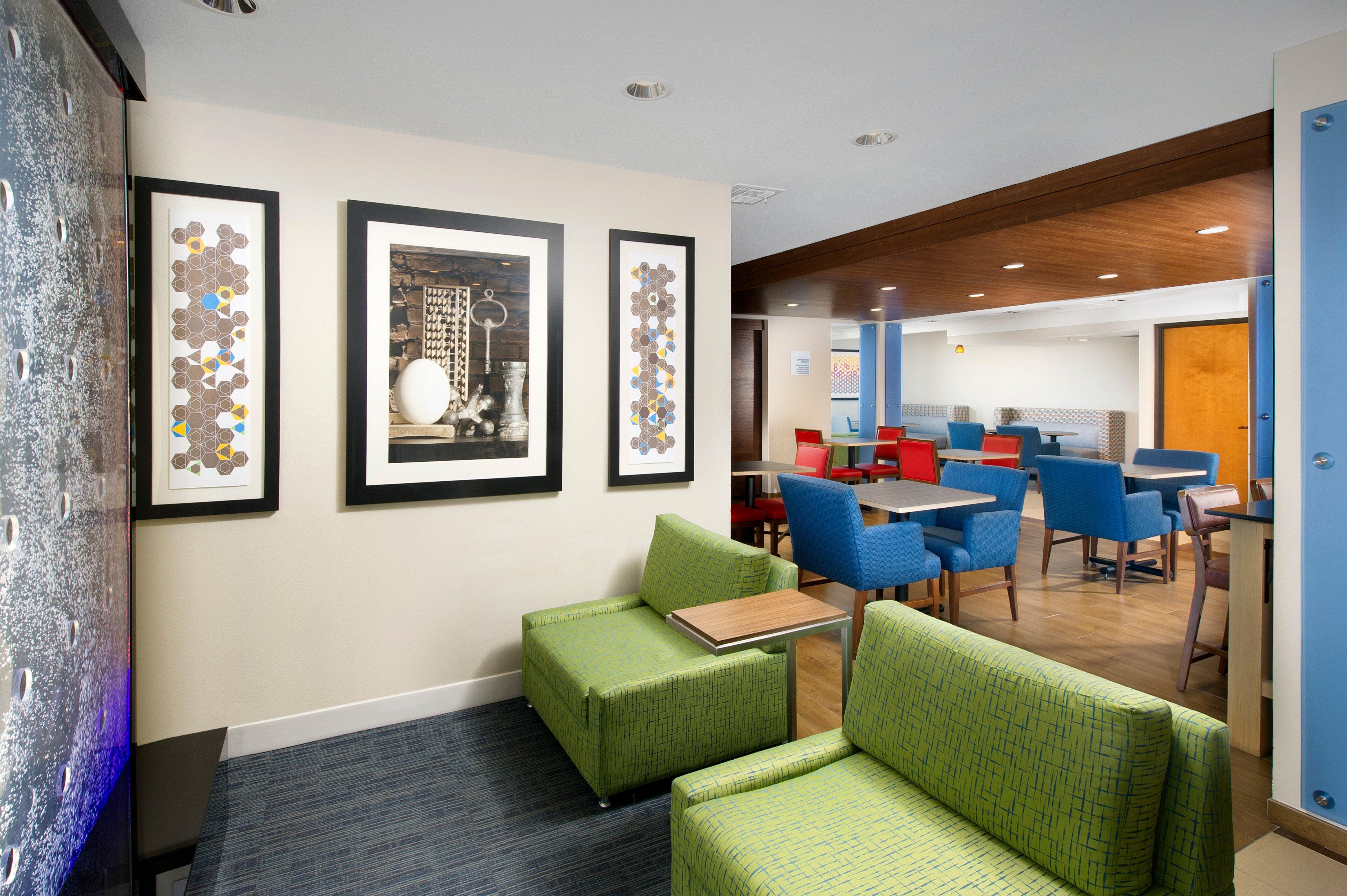 Holiday Inn Express & Suites San Antonio - Downtown Market Area By Ihg Exterior photo